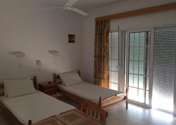 Peacock Pensjonat Pefki