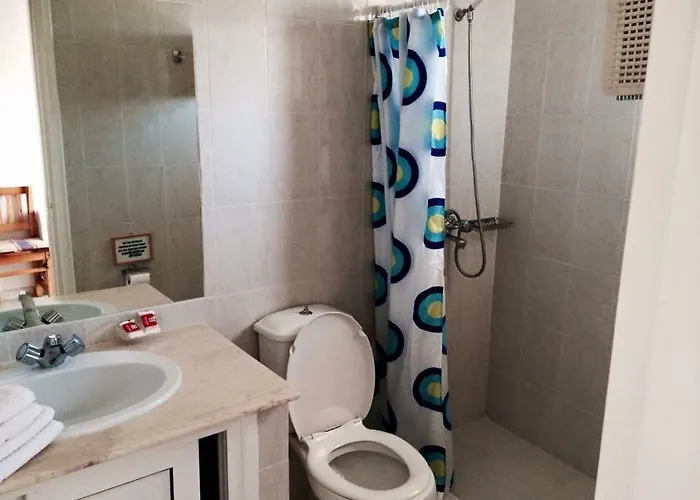 Peacock * Πεύκος